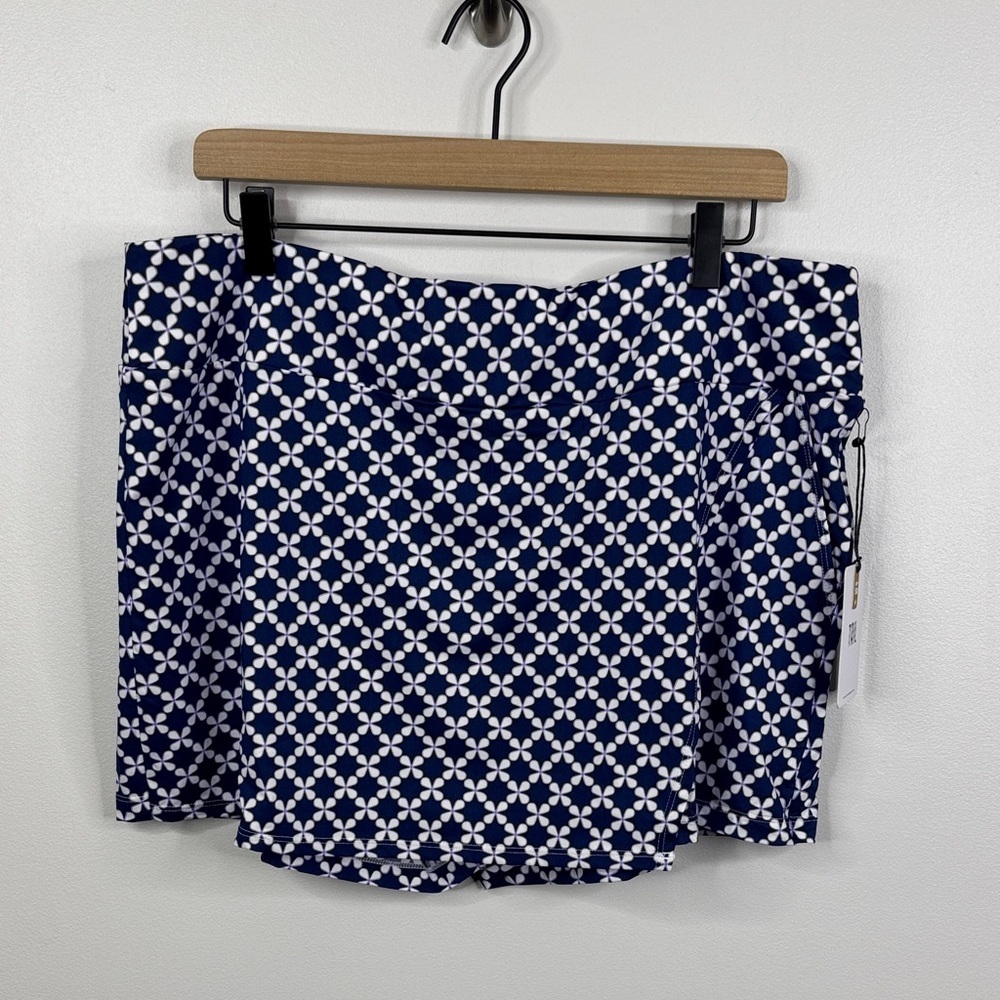 Tail Alaina Mini Ellipse Wrap Skort Blue White Pattern Size XL NWT Golf Tennis